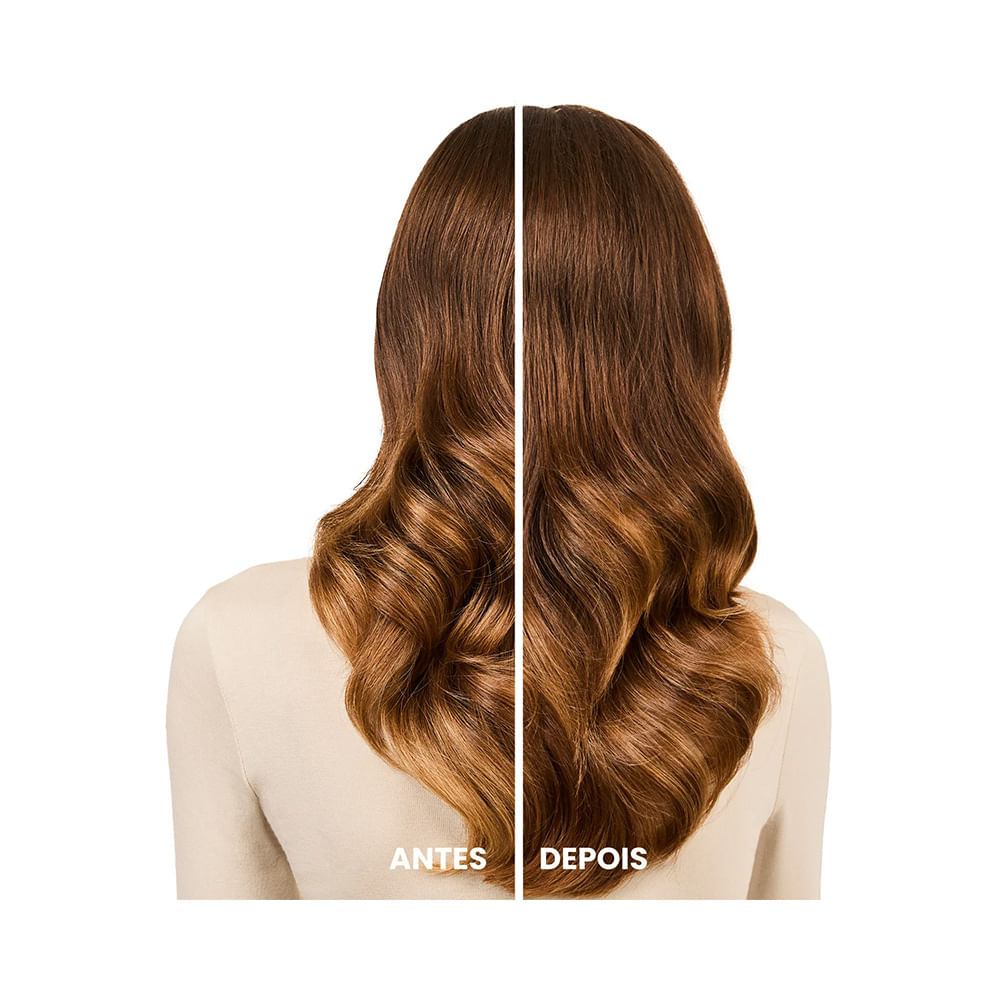 Comparação antes e depois do uso do Pente Tangle Teezer The Ultimate Volumizer lilás mostrando volume e definição